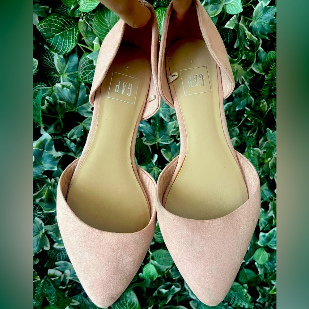 Gap women flat shoe